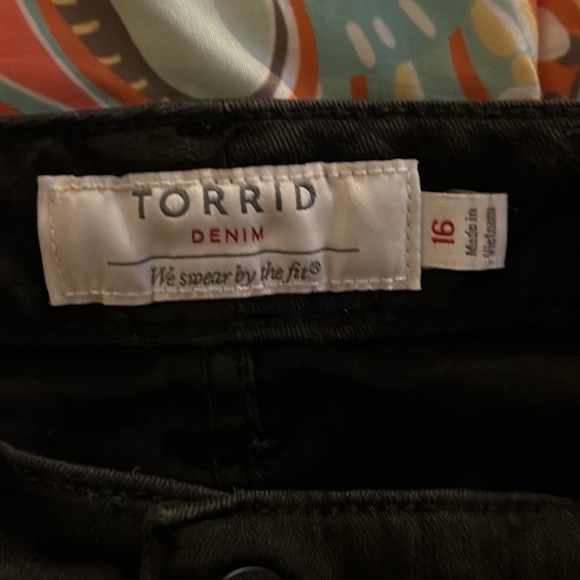 Torrid Black Mini Skirt​ - Picture 3 of 3